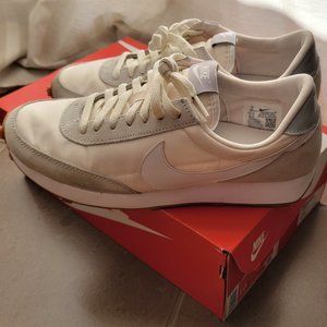NIKE Off-White & Grey Daybreak Sneakers, W10 or M9